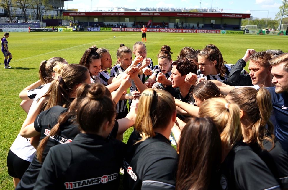 Austria Wien - Sturm
OEFB Frauen Bundesliga, 13. Runde, FK Austria Wien - SK Sturm Graz Damen, GENERALI-Arena Trainingsgelaende Wien, 15.04.2023. 

Foto zeigt die Mannschaft der Sturm Damen
