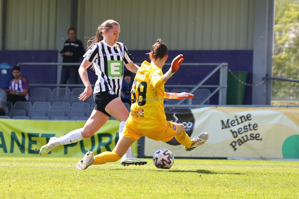 Austria Wien - Sturm
OEFB Frauen Bundesliga, 13. Runde, FK Austria Wien - SK Sturm Graz Damen, GENERALI-Arena Trainingsgelaende Wien, 15.04.2023. 

Foto zeigt Lilli Purtscheller (Sturm Damen)
