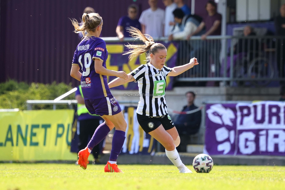 Austria Wien - Sturm
OEFB Frauen Bundesliga, 13. Runde, FK Austria Wien - SK Sturm Graz Damen, GENERALI-Arena Trainingsgelaende Wien, 15.04.2023. 

Foto zeigt Anna Maria Wirnsberger (Sturm Damen)
