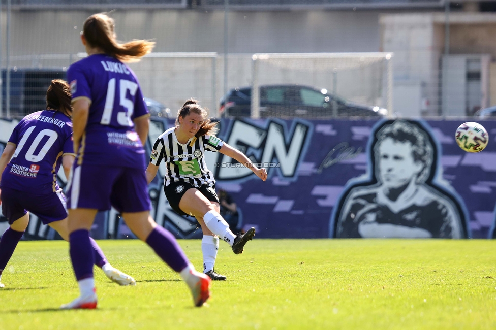 Austria Wien - Sturm
OEFB Frauen Bundesliga, 13. Runde, FK Austria Wien - SK Sturm Graz Damen, GENERALI-Arena Trainingsgelaende Wien, 15.04.2023. 

Foto zeigt Stefanie Grossgasteiger (Sturm Damen)
