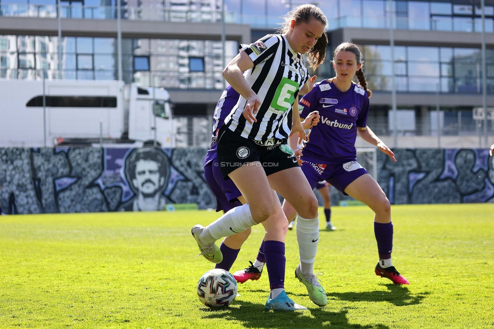 Austria Wien - Sturm
OEFB Frauen Bundesliga, 13. Runde, FK Austria Wien - SK Sturm Graz Damen, GENERALI-Arena Trainingsgelaende Wien, 15.04.2023. 

Foto zeigt Lilli Purtscheller (Sturm Damen)
