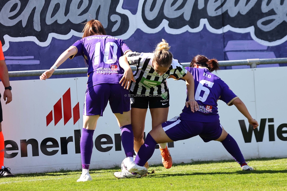 Austria Wien - Sturm
OEFB Frauen Bundesliga, 13. Runde, FK Austria Wien - SK Sturm Graz Damen, GENERALI-Arena Trainingsgelaende Wien, 15.04.2023. 

Foto zeigt Modesta Uka (Sturm Damen)
