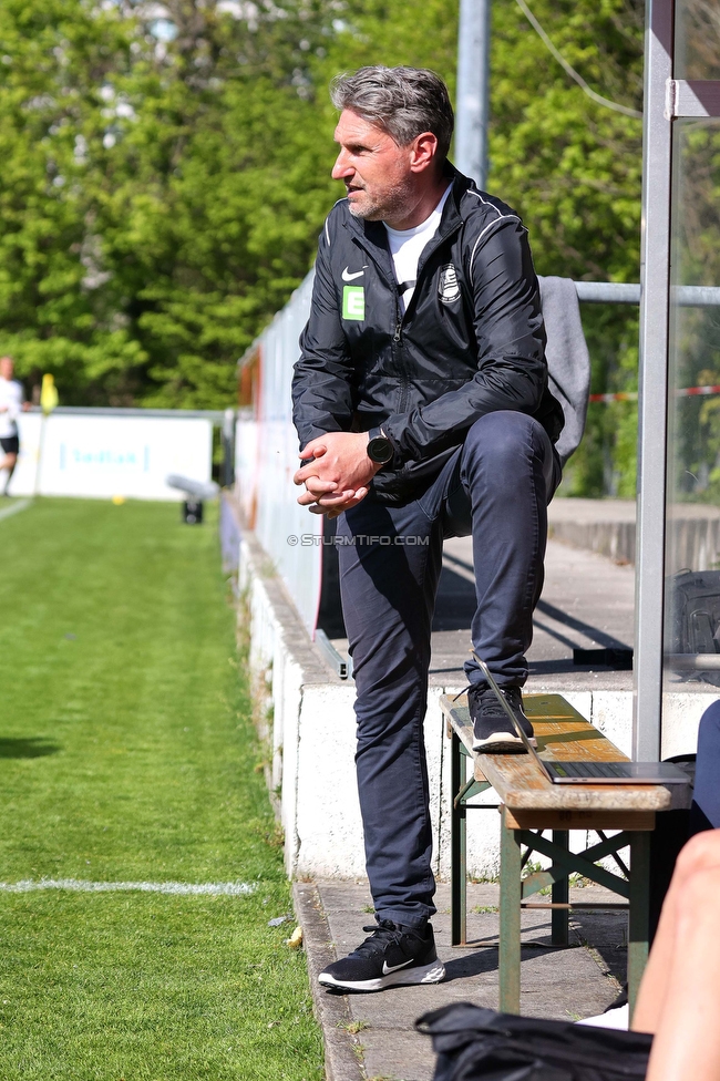 Austria Wien - Sturm
OEFB Frauen Bundesliga, 13. Runde, FK Austria Wien - SK Sturm Graz Damen, GENERALI-Arena Trainingsgelaende Wien, 15.04.2023. 

Foto zeigt Christian Lang (Cheftrainer Sturm Damen)
