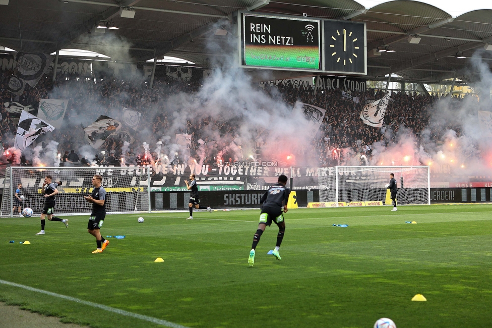 Sturm Graz - Salzburg
Oesterreichische Fussball Bundesliga, 26. Runde, SK Sturm Graz - FC RB Salzburg, Stadion Liebenau Graz, 23.04.2023. 

Foto zeigt Fans von Sturm mit Pyrotechnik
