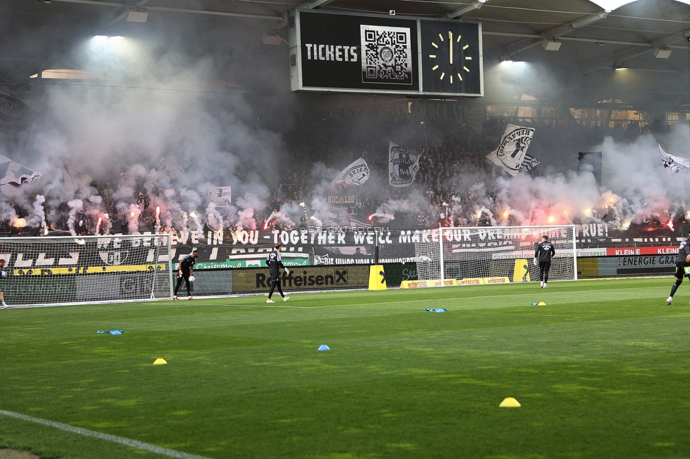 Sturm Graz - Salzburg
Oesterreichische Fussball Bundesliga, 26. Runde, SK Sturm Graz - FC RB Salzburg, Stadion Liebenau Graz, 23.04.2023. 

Foto zeigt Fans von Sturm mit Pyrotechnik
