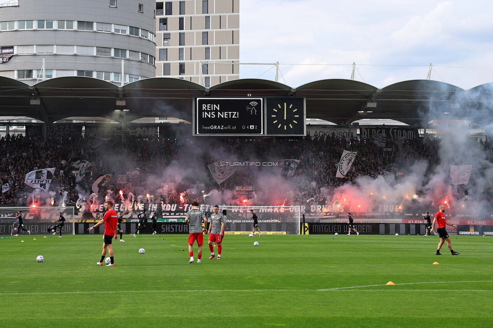 Sturm Graz - Salzburg
Oesterreichische Fussball Bundesliga, 26. Runde, SK Sturm Graz - FC RB Salzburg, Stadion Liebenau Graz, 23.04.2023. 

Foto zeigt Fans von Sturm beim Aufwaermen der Mannschaften
