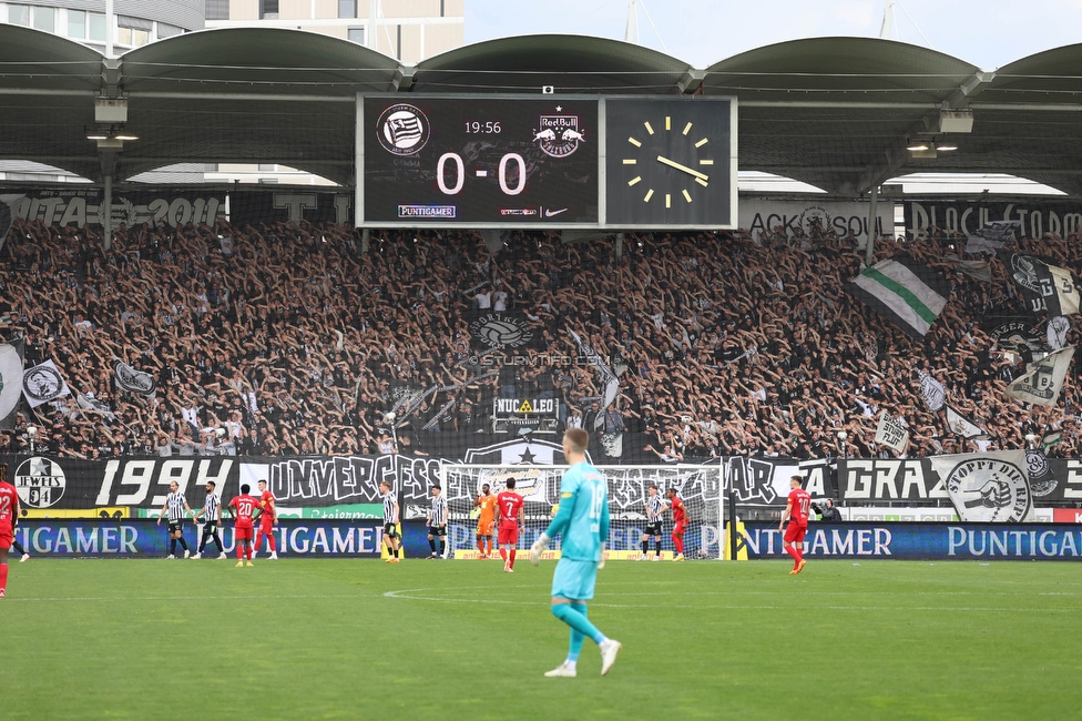 Sturm Graz - Salzburg
Oesterreichische Fussball Bundesliga, 26. Runde, SK Sturm Graz - FC RB Salzburg, Stadion Liebenau Graz, 23.04.2023. 

Foto zeigt Fans von Sturm mit einem Spruchband
Schlüsselwörter: brigata heimo