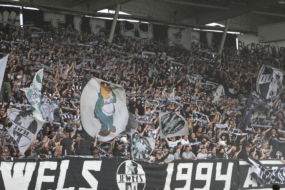 Sturm Graz - Salzburg
Oesterreichische Fussball Bundesliga, 26. Runde, SK Sturm Graz - FC RB Salzburg, Stadion Liebenau Graz, 23.04.2023. 

Foto zeigt Fans von Sturm
Schlüsselwörter: jewels schals