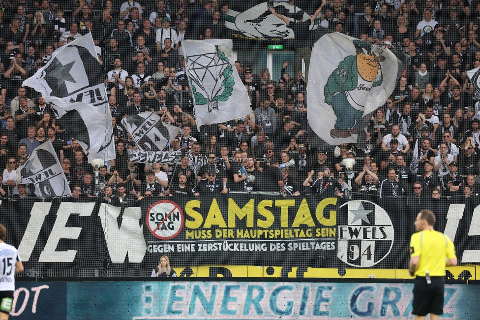 Sturm Graz - Salzburg
Oesterreichische Fussball Bundesliga, 26. Runde, SK Sturm Graz - FC RB Salzburg, Stadion Liebenau Graz, 23.04.2023. 

Foto zeigt Fans von Sturm mit einem Spruchband
Schlüsselwörter: samstag