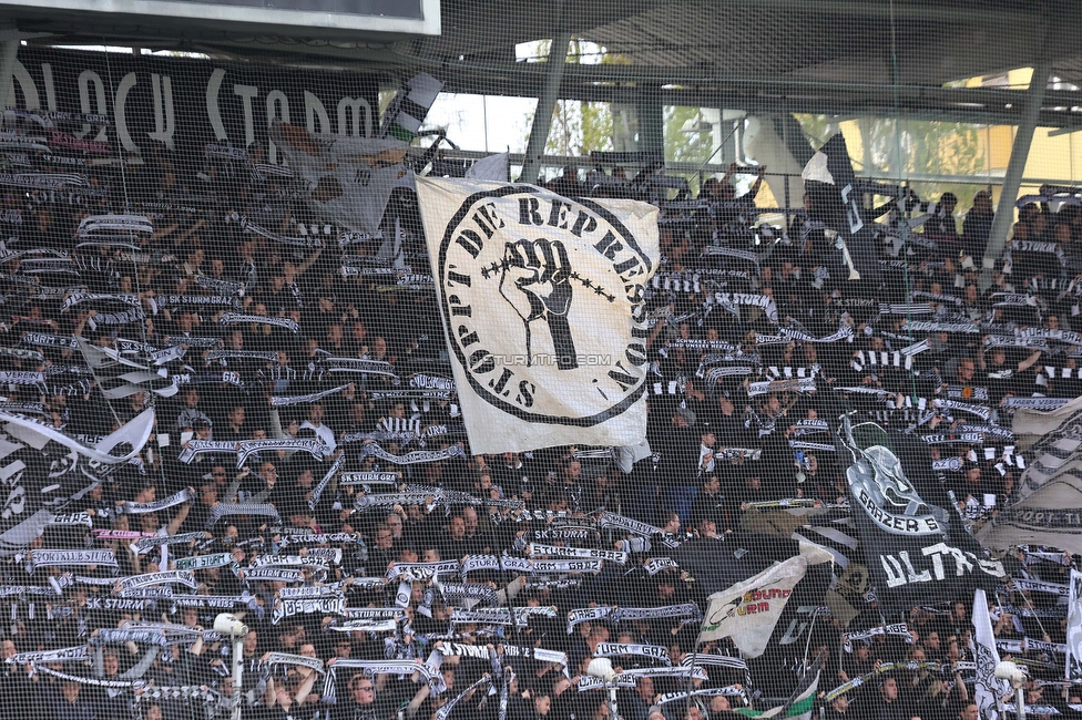 Sturm Graz - Austria Wien
Oesterreichische Fussball Bundesliga, 27. Runde, SK Sturm Graz - FK Austria Wien, Stadion Liebenau Graz, 26.04.2023. 

Foto zeigt Fans von Sturm
Schlüsselwörter: schals