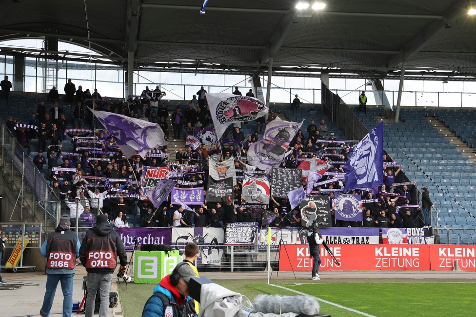 Sturm Graz - Austria Wien
Oesterreichische Fussball Bundesliga, 27. Runde, SK Sturm Graz - FK Austria Wien, Stadion Liebenau Graz, 26.04.2023. 

Foto zeigt Fans von Austria Wien
