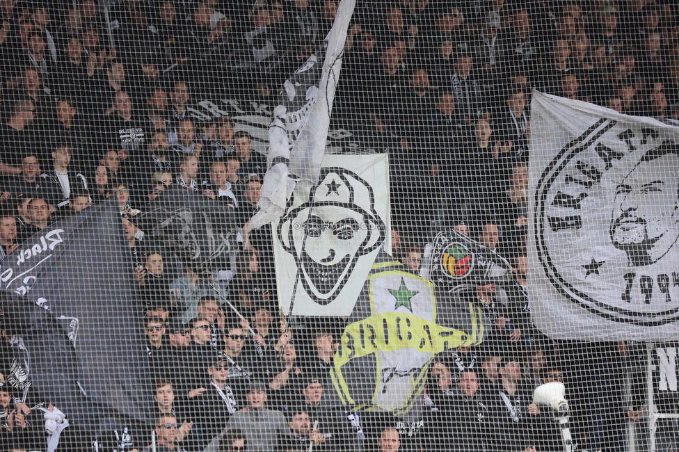 Sturm Graz - Austria Wien
Oesterreichische Fussball Bundesliga, 27. Runde, SK Sturm Graz - FK Austria Wien, Stadion Liebenau Graz, 26.04.2023. 

Foto zeigt Fans von Sturm
Schlüsselwörter: brigata