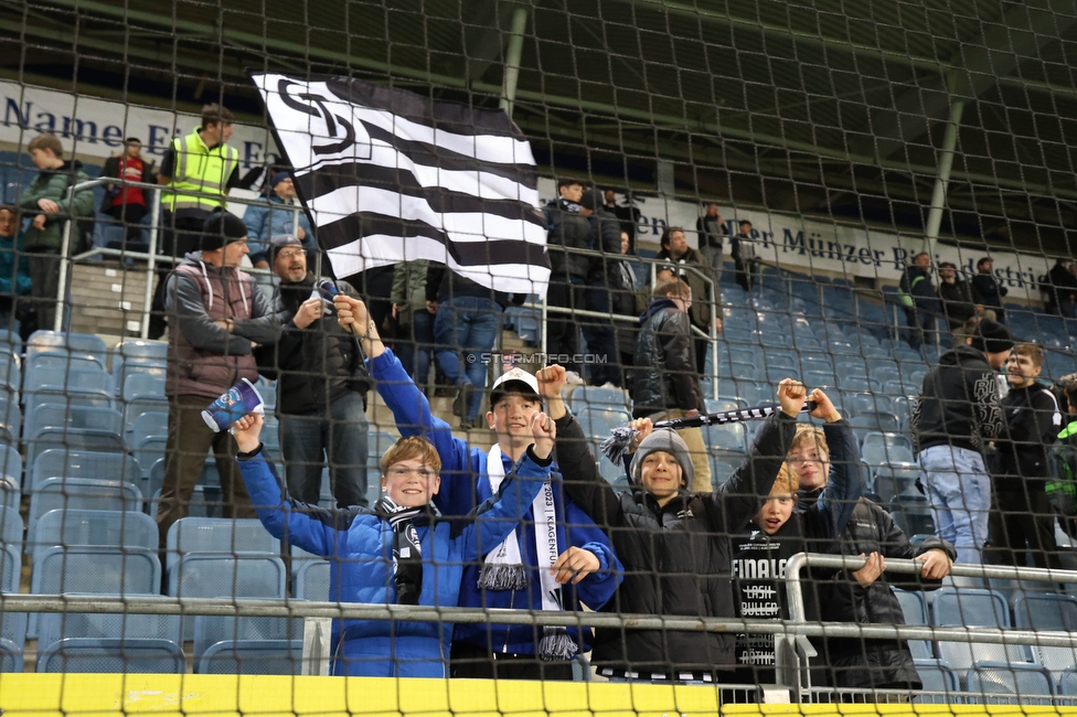 Sturm Graz - Austria Wien
Oesterreichische Fussball Bundesliga, 27. Runde, SK Sturm Graz - FK Austria Wien, Stadion Liebenau Graz, 26.04.2023. 

Foto zeigt Fans von Sturm
Schlüsselwörter: schals