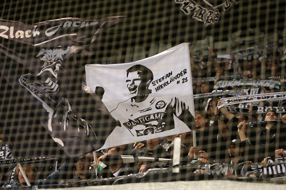 Sturm Graz - Austria Wien
Oesterreichische Fussball Bundesliga, 27. Runde, SK Sturm Graz - FK Austria Wien, Stadion Liebenau Graz, 26.04.2023. 

Foto zeigt Fans von Sturm
Schlüsselwörter: schals