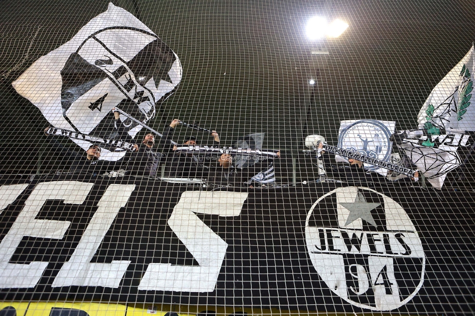 Sturm Graz - Austria Wien
Oesterreichische Fussball Bundesliga, 27. Runde, SK Sturm Graz - FK Austria Wien, Stadion Liebenau Graz, 26.04.2023. 

Foto zeigt Fans von Sturm
Schlüsselwörter: jewels