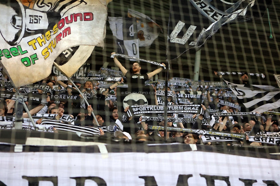 Sturm Graz - Austria Wien
Oesterreichische Fussball Bundesliga, 27. Runde, SK Sturm Graz - FK Austria Wien, Stadion Liebenau Graz, 26.04.2023. 

Foto zeigt Fans von Sturm
Schlüsselwörter: schals sturmflut