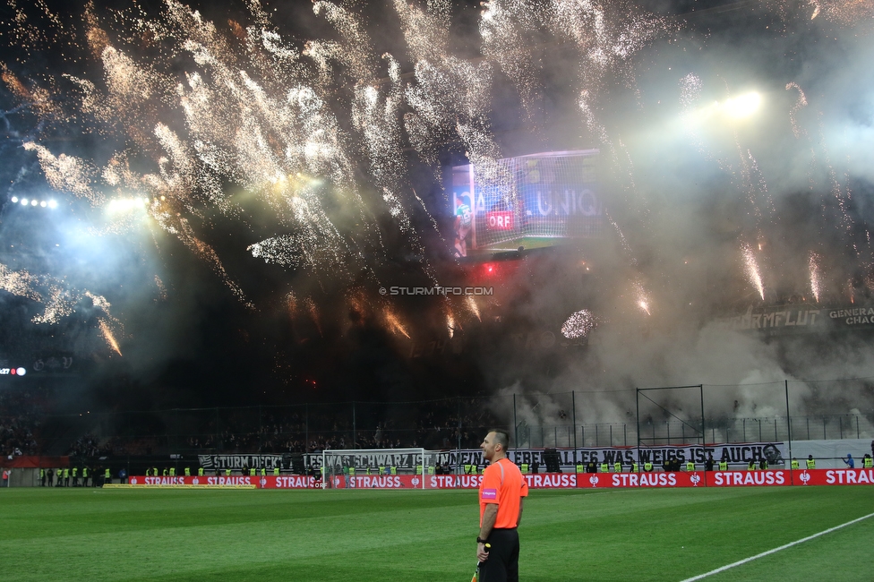 Rapid Wien - Sturm Graz
OEFB Cup, Finale, SK Rapid Wien - SK Sturm Graz, Woerthersee Stadion Klagenfurt, 30.04.2023. 

Foto zeigt Fans von Sturm mit einer Choreografie
Schlüsselwörter: pyrotechnik