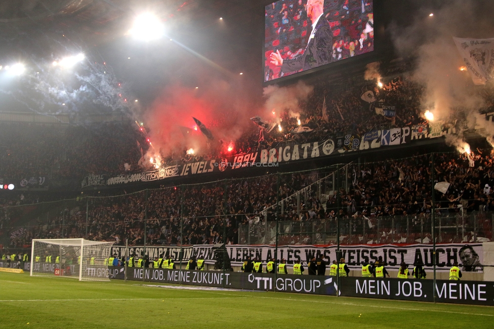 Rapid Wien - Sturm Graz
OEFB Cup, Finale, SK Rapid Wien - SK Sturm Graz, Woerthersee Stadion Klagenfurt, 30.04.2023. 

Foto zeigt Fans von Sturm
Schlüsselwörter: pyrotechnik