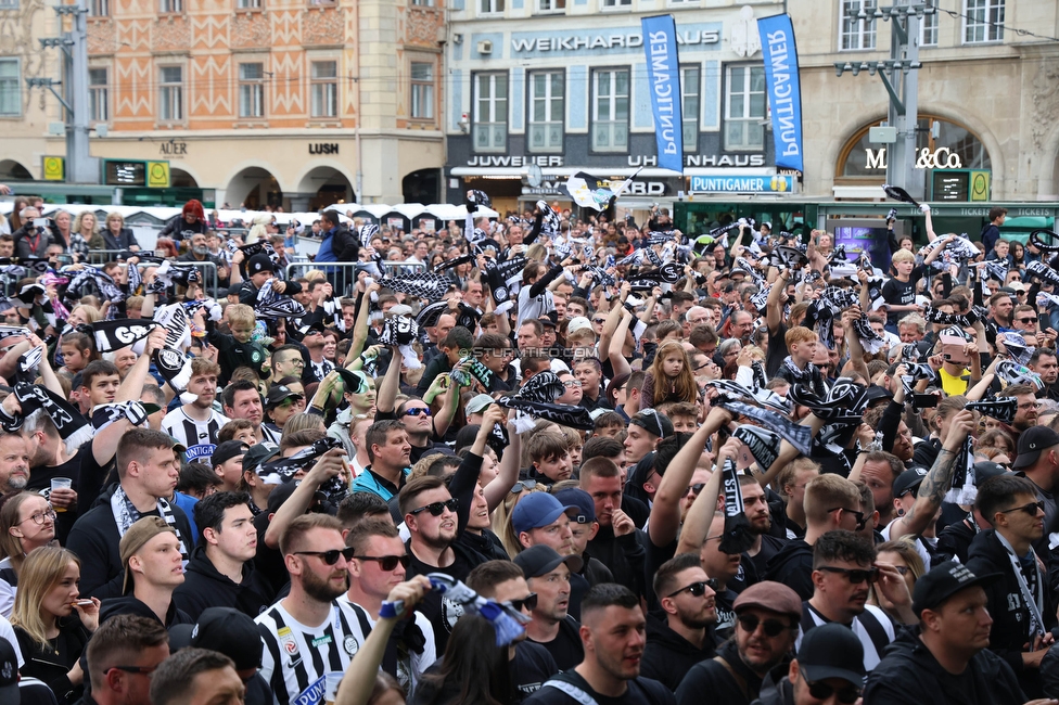 Cupfeier Sturm Graz
OEFB Cup, SK Sturm Graz Cupfeier, Graz, 01.05.2023. 

Foto zeigt Fans von Sturm
