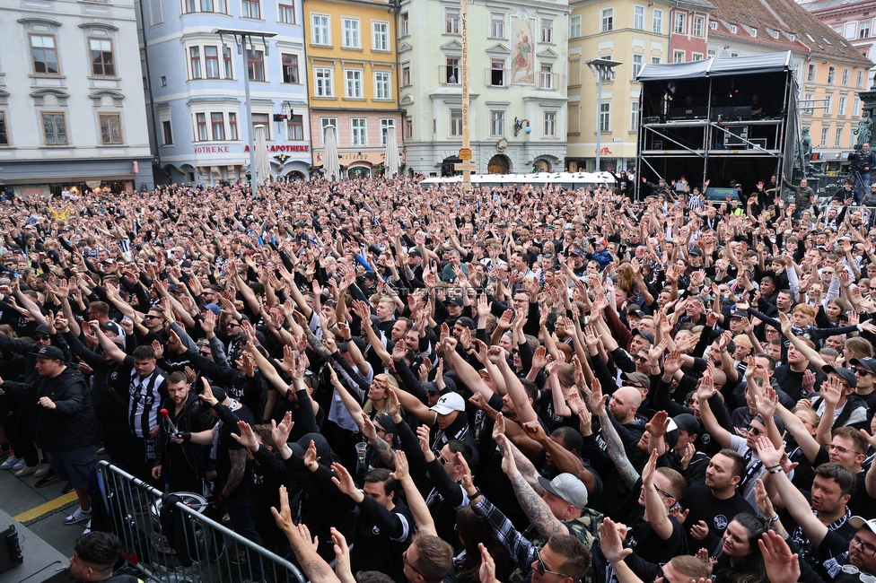 Cupfeier Sturm Graz
OEFB Cup, SK Sturm Graz Cupfeier, Graz, 01.05.2023. 

Foto zeigt Fans von Sturm
