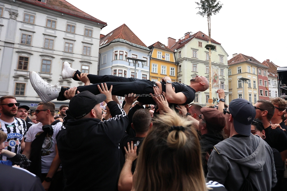 Cupfeier Sturm Graz
OEFB Cup, SK Sturm Graz Cupfeier, Graz, 01.05.2023. 

Foto zeigt Christian Ilzer (Cheftrainer Sturm)
