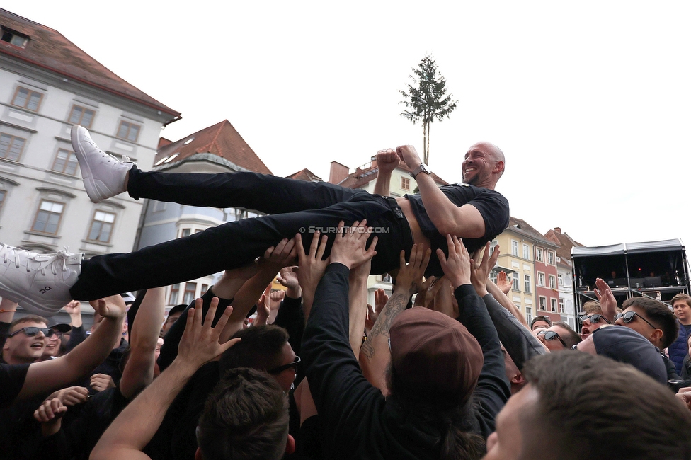 Cupfeier Sturm Graz
OEFB Cup, SK Sturm Graz Cupfeier, Graz, 01.05.2023. 

Foto zeigt Christian Ilzer (Cheftrainer Sturm)
