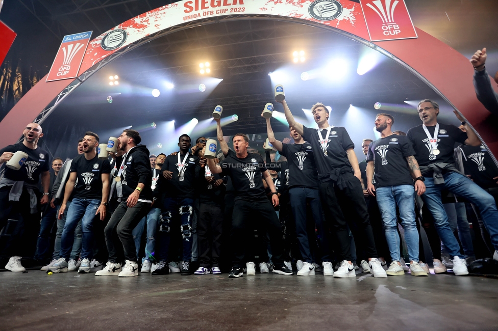 Cupfeier Sturm Graz
OEFB Cup, SK Sturm Graz Cupfeier, Graz, 01.05.2023. 

Foto zeigt die Mannschaft von Sturm
