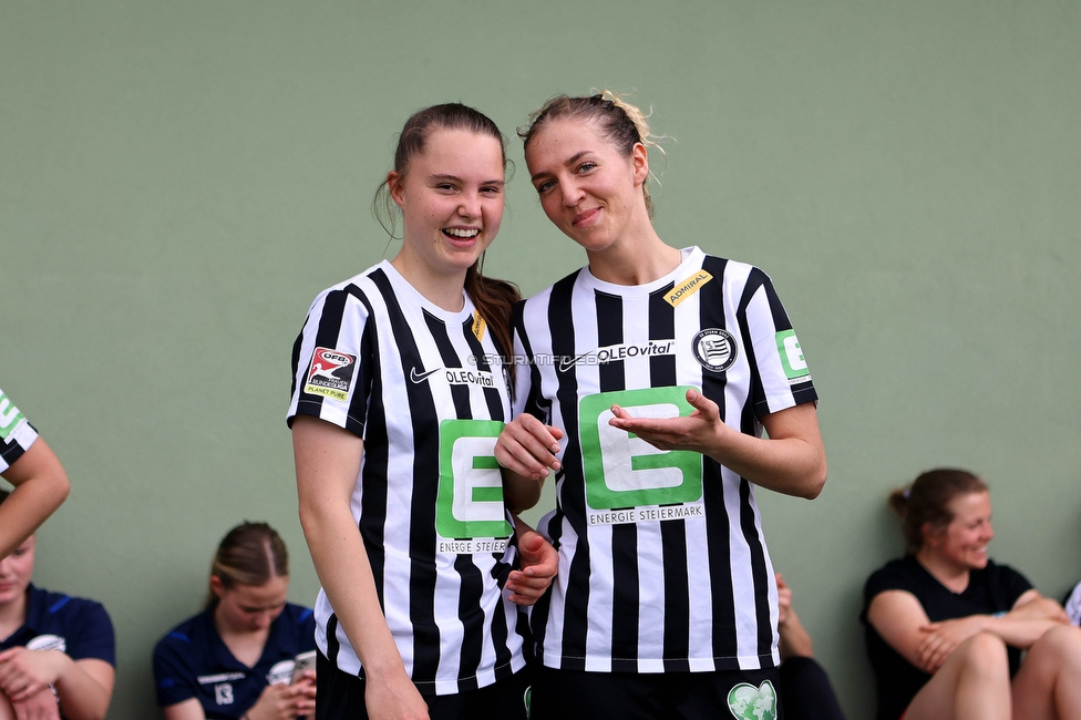 Sturm Damen - Bergheim
OEFB Frauen Bundesliga, 14. Runde, SK Sturm Graz Damen - FC Bergheim, MURAUER Bier Arena - StFV Graz, 06.05.2023. 

Foto zeigt Lilli Purtscheller (Sturm Damen) und Modesta Uka (Sturm Damen)
