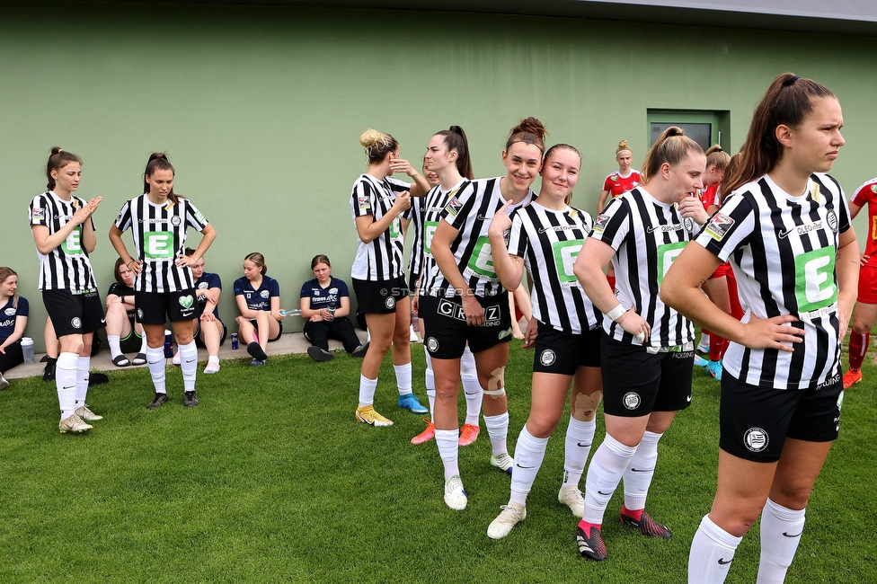 Sturm Damen - Bergheim
OEFB Frauen Bundesliga, 14. Runde, SK Sturm Graz Damen - FC Bergheim, MURAUER Bier Arena - StFV Graz, 06.05.2023. 

Foto zeigt die Mannschaft der Sturm Damen
