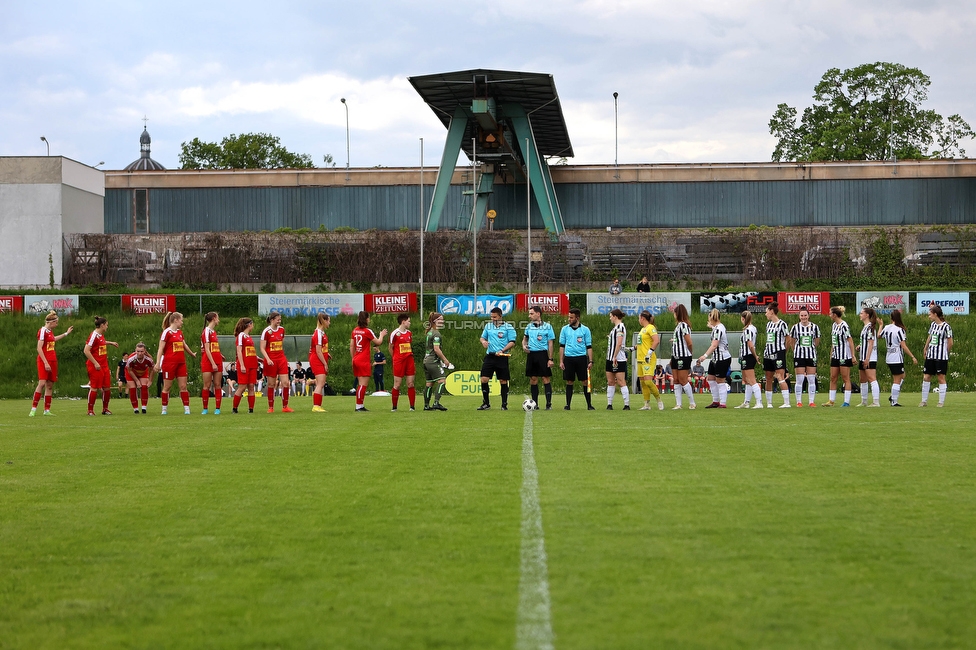 Sturm Damen - Bergheim
OEFB Frauen Bundesliga, 14. Runde, SK Sturm Graz Damen - FC Bergheim, MURAUER Bier Arena - StFV Graz, 06.05.2023. 

Foto zeigt die Mannschaft der Sturm Damen
