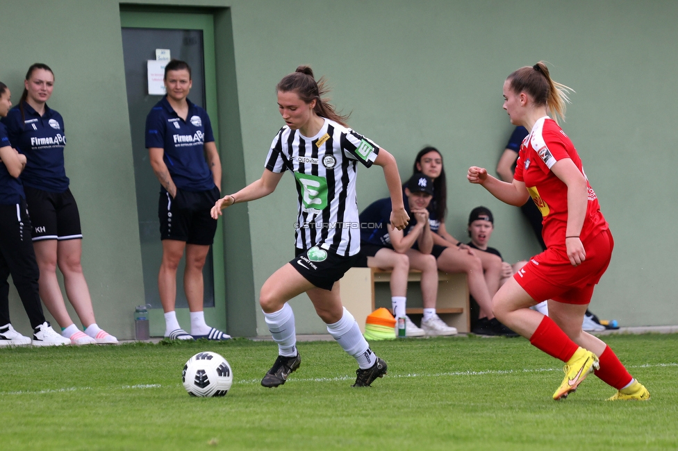 Sturm Damen - Bergheim
OEFB Frauen Bundesliga, 14. Runde, SK Sturm Graz Damen - FC Bergheim, MURAUER Bier Arena - StFV Graz, 06.05.2023. 

Foto zeigt Stefanie Grossgasteiger (Sturm Damen)
