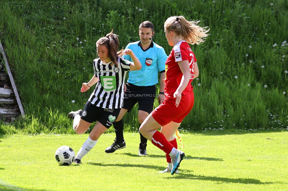 Sturm Damen - Bergheim
OEFB Frauen Bundesliga, 14. Runde, SK Sturm Graz Damen - FC Bergheim, MURAUER Bier Arena - StFV Graz, 06.05.2023. 

Foto zeigt Stefanie Grossgasteiger (Sturm Damen)
