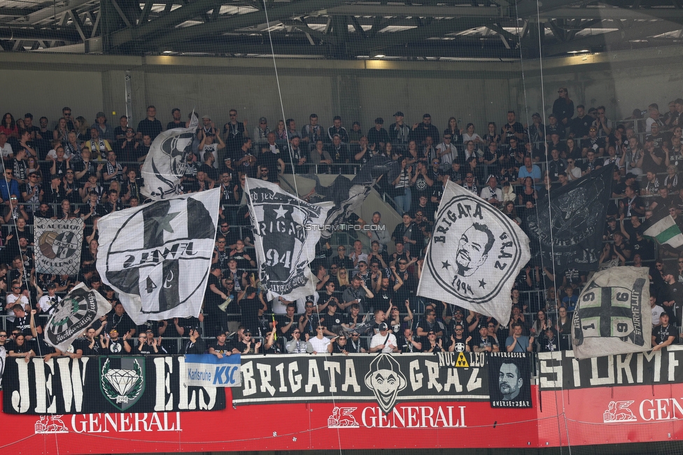 Austria Wien - Sturm Graz
Oesterreichische Fussball Bundesliga, 28. Runde, FK Austria Wien - SK Sturm Graz, Franz Horr Stadion Wien, 07.05.2023. 

Foto zeigt Fans von Sturm
Schlüsselwörter: brigata