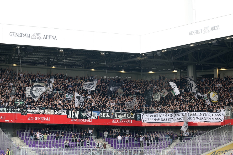 Austria Wien - Sturm Graz
Oesterreichische Fussball Bundesliga, 28. Runde, FK Austria Wien - SK Sturm Graz, Franz Horr Stadion Wien, 07.05.2023. 

Foto zeigt Fans von Sturm mit einem Spruchband
Schlüsselwörter: sturmstadion