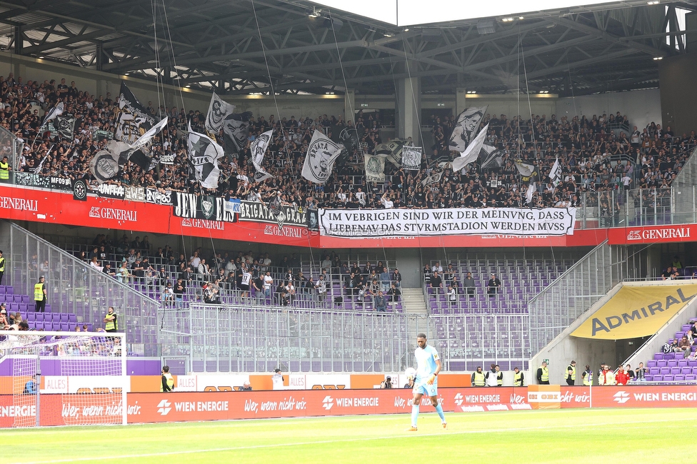 Austria Wien - Sturm Graz
Oesterreichische Fussball Bundesliga, 28. Runde, FK Austria Wien - SK Sturm Graz, Franz Horr Stadion Wien, 07.05.2023. 

Foto zeigt Fans von Sturm mit einem Spruchband
Schlüsselwörter: sturmstadion