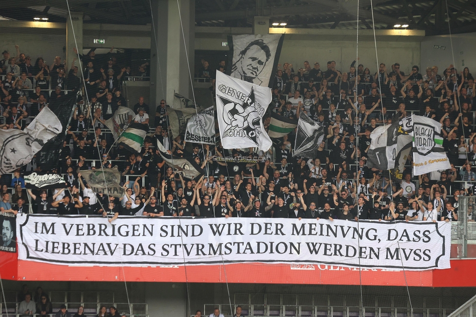 Austria Wien - Sturm Graz
Oesterreichische Fussball Bundesliga, 28. Runde, FK Austria Wien - SK Sturm Graz, Franz Horr Stadion Wien, 07.05.2023. 

Foto zeigt Fans von Sturm mit einem Spruchband
Schlüsselwörter: sturmstadion