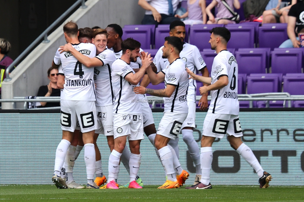 Austria Wien - Sturm Graz
Oesterreichische Fussball Bundesliga, 28. Runde, FK Austria Wien - SK Sturm Graz, Franz Horr Stadion Wien, 07.05.2023. 

Foto zeigt die Mannschaft von Sturm
Schlüsselwörter: torjubel