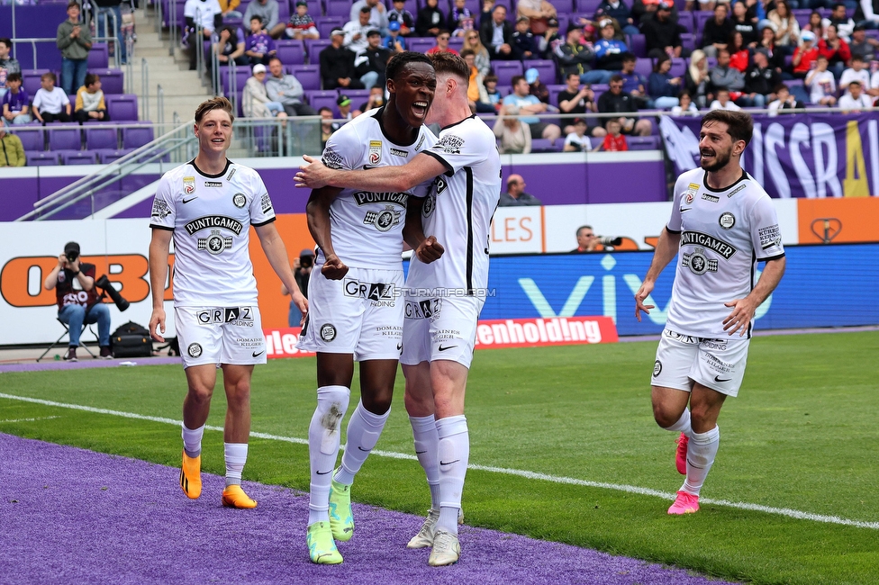 Austria Wien - Sturm Graz
Oesterreichische Fussball Bundesliga, 28. Runde, FK Austria Wien - SK Sturm Graz, Franz Horr Stadion Wien, 07.05.2023. 

Foto zeigt Fans von Sturm Emanuel Emegha (Sturm)
