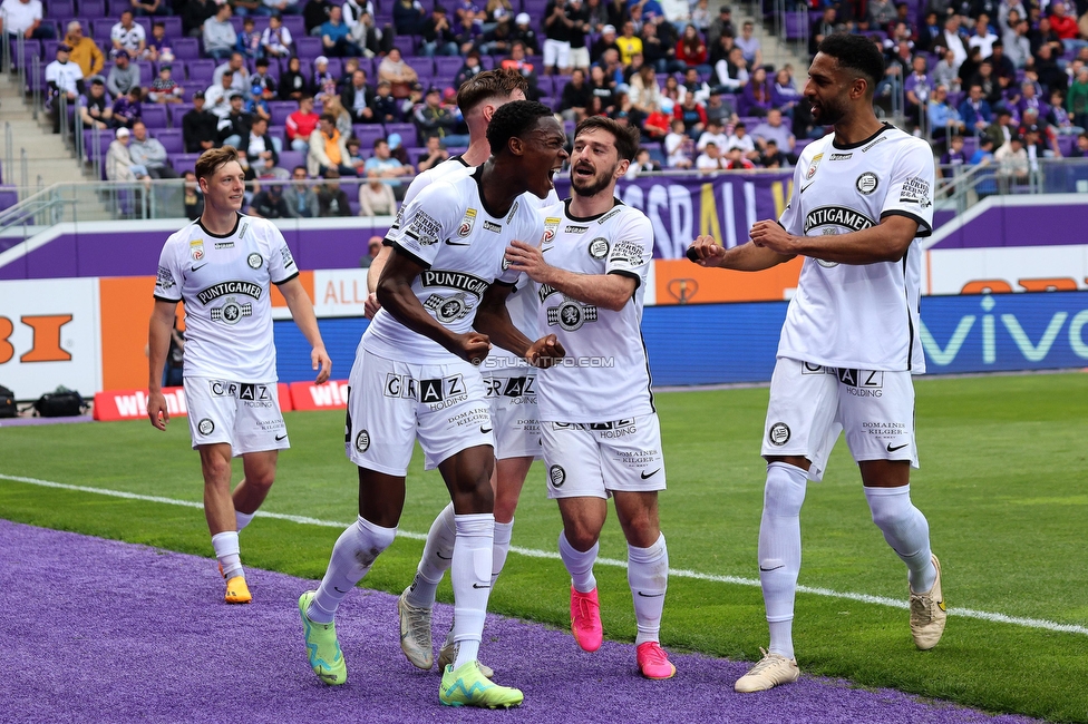 Austria Wien - Sturm Graz
Oesterreichische Fussball Bundesliga, 28. Runde, FK Austria Wien - SK Sturm Graz, Franz Horr Stadion Wien, 07.05.2023. 

Foto zeigt Fans von Sturm Emanuel Emegha (Sturm)
