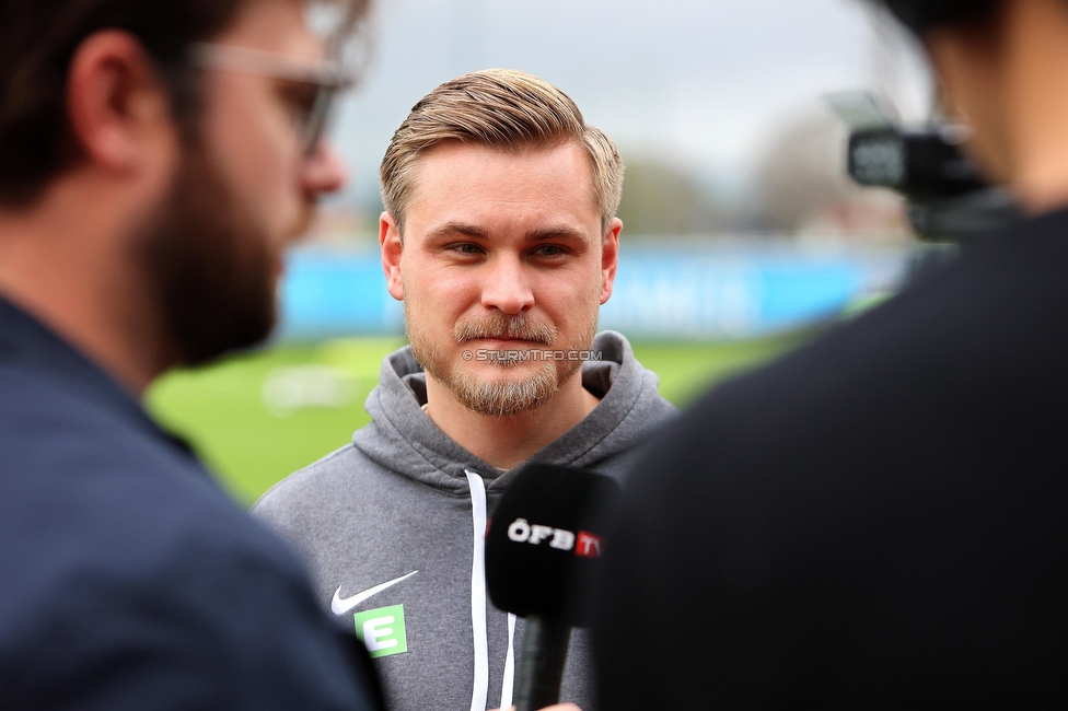 Sturm Damen - St. Poelten
OEFB Frauen Bundesliga, 15. Runde, SK Sturm Graz Damen - SKN St. Poelten, Trainingszentrum Messendorf, 13.05.2023. 

Foto zeigt Michael Erlitz (Sportlicher Leiter Sturm Damen)
