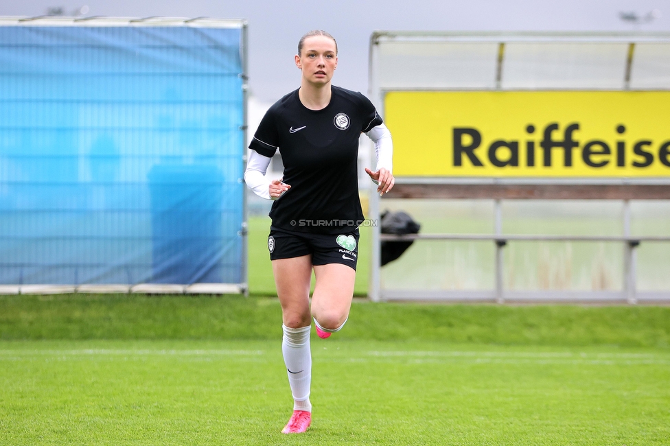 Sturm Damen - St. Poelten
OEFB Frauen Bundesliga, 15. Runde, SK Sturm Graz Damen - SKN St. Poelten, Trainingszentrum Messendorf, 13.05.2023. 

Foto zeigt Merle Kirschstein (Sturm Damen)
