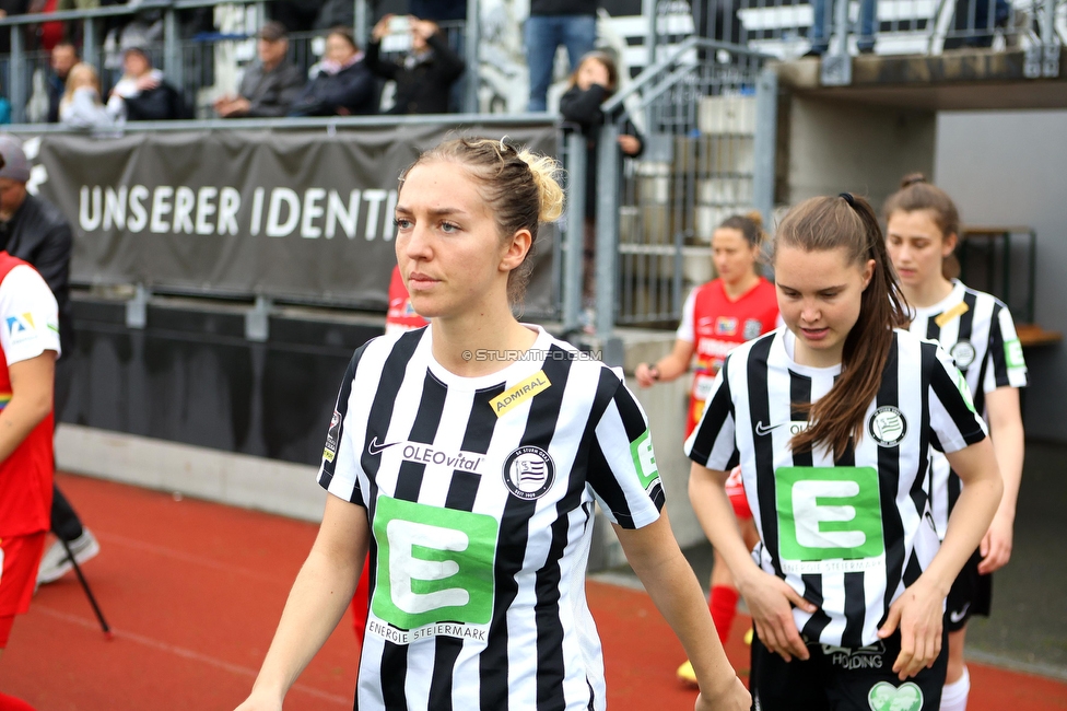 Sturm Damen - St. Poelten
OEFB Frauen Bundesliga, 15. Runde, SK Sturm Graz Damen - SKN St. Poelten, Trainingszentrum Messendorf, 13.05.2023. 

Foto zeigt Modesta Uka (Sturm Damen)
