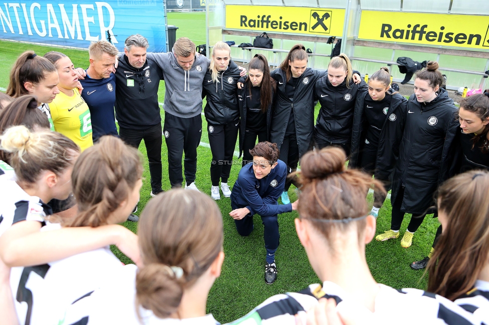 Sturm Damen - St. Poelten
OEFB Frauen Bundesliga, 15. Runde, SK Sturm Graz Damen - SKN St. Poelten, Trainingszentrum Messendorf, 13.05.2023. 

Foto zeigt die Mannschaft der Sturm Damen
