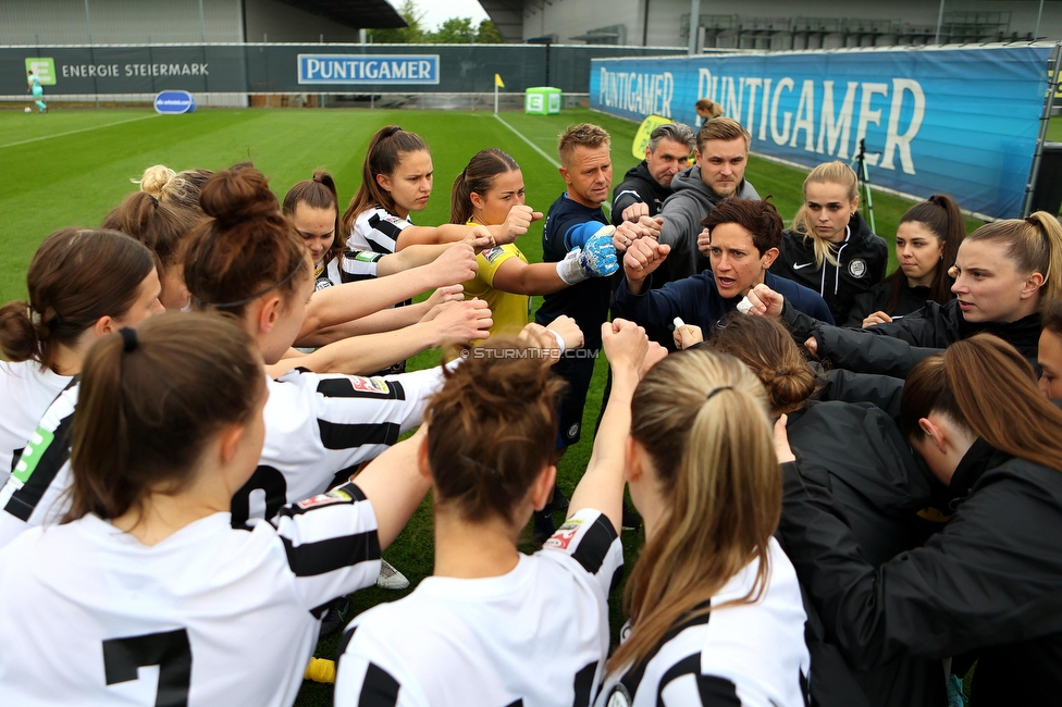 Sturm Damen - St. Poelten
OEFB Frauen Bundesliga, 15. Runde, SK Sturm Graz Damen - SKN St. Poelten, Trainingszentrum Messendorf, 13.05.2023. 

Foto zeigt die Mannschaft der Sturm Damen
