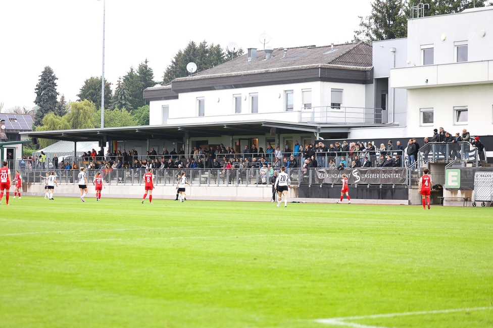 Sturm Damen - St. Poelten
OEFB Frauen Bundesliga, 15. Runde, SK Sturm Graz Damen - SKN St. Poelten, Trainingszentrum Messendorf, 13.05.2023. 

Foto zeigt das Trainingszentrum Messendorf mit Fans von Sturm
