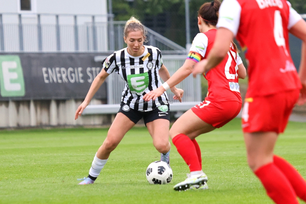 Sturm Damen - St. Poelten
OEFB Frauen Bundesliga, 15. Runde, SK Sturm Graz Damen - SKN St. Poelten, Trainingszentrum Messendorf, 13.05.2023. 

Foto zeigt Modesta Uka (Sturm Damen)
