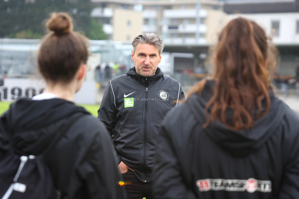 Sturm Damen - St. Poelten
OEFB Frauen Bundesliga, 15. Runde, SK Sturm Graz Damen - SKN St. Poelten, Trainingszentrum Messendorf, 13.05.2023. 

Foto zeigt Christian Lang (Cheftrainer Sturm Damen)
