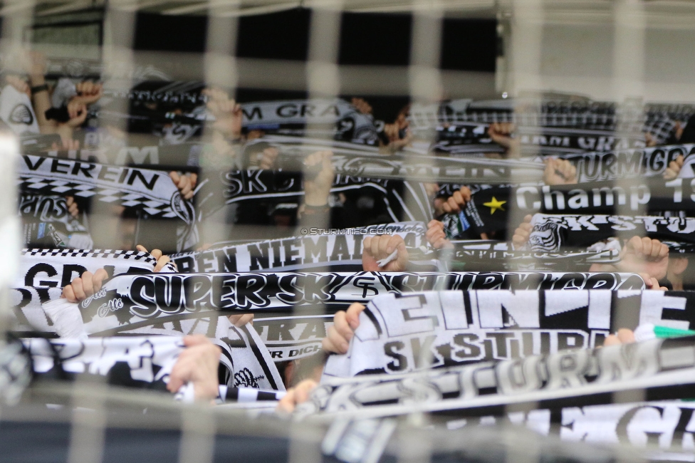 Sturm Graz - Austria Klagenfurt
Oesterreichische Fussball Bundesliga, 29. Runde, SK Sturm Graz - SK Austria Klagenfurt, Stadion Liebenau Graz, 14.05.2023. 

Foto zeigt Fans von Sturm
Schlüsselwörter: schals