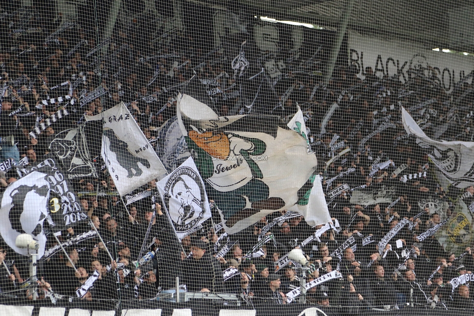 Sturm Graz - Austria Klagenfurt
Oesterreichische Fussball Bundesliga, 29. Runde, SK Sturm Graz - SK Austria Klagenfurt, Stadion Liebenau Graz, 14.05.2023. 

Foto zeigt Fans von Sturm
Schlüsselwörter: schals