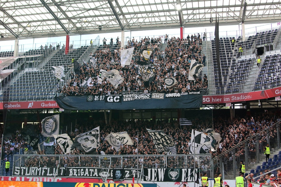 RB Salzburg - Sturm Graz
Oesterreichische Fussball Bundesliga, 30. Runde, FC RB Salzburg - SK Sturm Graz, Stadion Wals-Siezenheim, 21.05.2023. 

Foto zeigt Fans von Sturm
